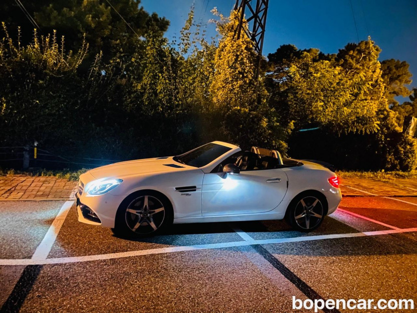 Mercedes Benz SLC 200 AMG Line